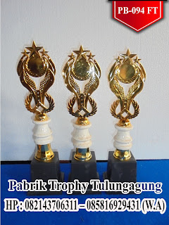 piala lomba melukis