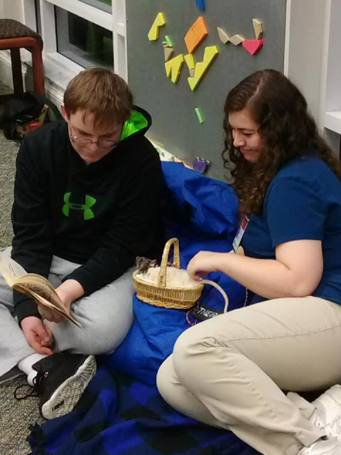 Vincent reading with kids