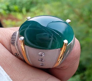 Batu akik bacan