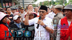 Wakil Bupati Indramayu Temui Masa Aksi Serikat Tani Indramayu