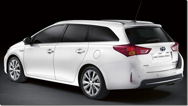 autowp.ru_toyota_auris_touring_sports_3