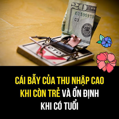 CÁI BẪY CỦA THU NHẬP CAO KHI CÒN TRẺ VÀ ỔN ĐỊNH KHI CÓ TUỔI  Tôi muốn chia sẻ góc nhìn của bản thân mình về cái được gọi là "Bẫy thu nhập cao khi còn trẻ và sự ổn định khi có tuổi". Bất cứ 1 cô cậu sinh viên nào lúc ra trường cũng muốn làm cho 1 công ty lớn, 1 vị trí quan trọng, thu nhập cao. Tôi tin có rất nhiều người làm được việc đó. Ngày vừa ra trường xây dựng, bạn bè nhiều đứa vào các công ty lớn, lương cao, ngồi văn phòng. Còn mình lao ra công trường thi công, bắt đầu từ cái nhỏ nhất mà 1 thằng kĩ sư phải học. Lúc đó, ngồi với bạn bè thực sự tôi rất ngưỡng mộ bọn nó. Luôn có 1 câu hỏi trong đầu "sao bọn nó giỏi vậy?"  Rồi tôi nghỉ việc hiện trường, nhảy sang làm hồ sơ, khối lượng và tiền cho 1 công ty khác. Lúc này chủ yếu tôi làm việc ở văn phòng. Nhưng công việc thì rộng mở hơn rất nhiều. Tôi được trực tiếp làm việc với Ban quản lý, với Chủ đầu tư, không còn là chỉ làm với nhà thầu của mình nữa. Vị trí của tôi bây giờ đã khác hơn rất nhiều. Tuy nhiên thu nhập vẫn không khác hơn là bao nhiêu.  Tình cờ gần đây có dịp mấy thằng bạn đại học ngồi với nhau. Lại câu chuyện mày làm gì, ở đâu. 1 số thằng thì chí lớn, máu làm giàu, nhảy ra ngoài tự làm, có nâng đỡ nên phát triển cũng tốt. Các mối quan hệ rộng, cũng có vài người hiện tại đang làm việc tới tôi. Câu chuyện của chúng tôi cũng dài thêm nhiều lầm. 1 vài người khác thì vẫn công việc đấy, vẫn thu nhập cao, vẫn vị trí đấy, vẫn ông sếp đây. Hết.  Tôi hỏi "sao mày không nhảy ra ngoài làm?". 1 câu trả lời khiến tôi phải suy nghĩ "biết làm mẹ gì đâu mà nhảy". Từng đó năm vẫn 1 công việc đó không hơn không kém, vẫn ông sếp đó giao việc và nghe báo cáo, lương vẫn tăng đều theo năm, đồng nghiệp vẫn từng đó người. Quan trọng nhất là kinh nghiệm của bản thân vẫn vậy, không tích lũy được thêm hay đột phâ gì mới, các mối quan hệ cũng gần như là không có. Nhà thầu tới thì làm việc, không thì đọc báo, xem phim, hết giờ là về.  Vậy mày không chán à? Tôi hỏi nó. Chán thì có chán, rất chán. Nhưng làm ở đây nhàn hạ, vs lương cao. thôi kệ cứ làm, giờ nghỉ đi nơi khác chắc gì đã biết làm cái gì, lâu nay làm có duy nhất 1 việc này. Tôi tự hỏi, rằng nó có đang làm việc như 1 cái máy không? Có. Tôi tin là có.  Nhìn lại bản thân mình, cái mình thua người ta có lẽ là số tiền mình kiếm được lúc này. Còn lại tôi đã không còn ngưỡng mộ bọn nó nữa.  Sau 5 năm ra trường, 5 năm học. 10 năm tôi tìm kiếm cho mình kinh nghiệm, kiến thức. Tuy không phải là nhiều nhưng nếu bây giờ ném tôi ra bất cưa đâu, tôi tin mình đều có thể làm được.  Các bạn sinh viên vừa ra trường, chuẩn bị ra trường. Tôi tin rằng các bạn đã được định hướng khá nhiều rồi, thời của các bạn bây giờ khác của tôi ngày trước khá nhiều, các công ty lớn cả trong nước và nước ngoài rất nhiều. Đi làm, lương là quan trọng nhưng kinh nghiệm và trải nghiệm cũng quan trọng không kém. Đi lên từ móng tuy vất vã nhưng chắc hơn là ngồi sẵn trên nóc. Sự ổn định trong công việc là dù có ném bạn ở bất cứ đâu, môi trường nào bạn cũng đều có thể làm được bất cứ công việc gì và hoàn thành nó thật tốt. Ổn định không phải là làm mãi 1 công việc.  _______________ © Bùi Hữu Hoài Nam | Spiderum