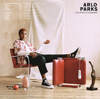 ALBUM: portada de "Collapsed in Sunbeams" por ARLO PARKS