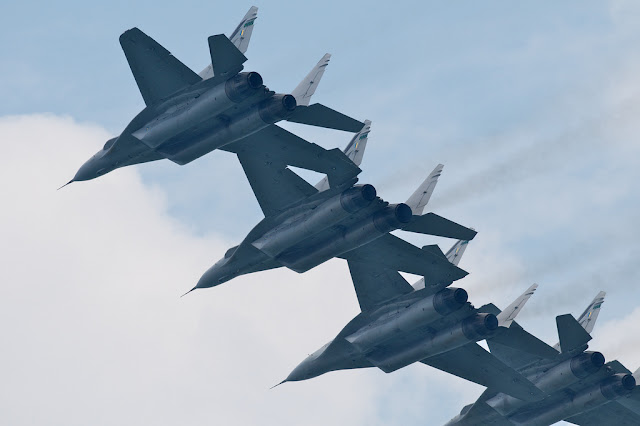 Smokey Bandits Mig-29 formation