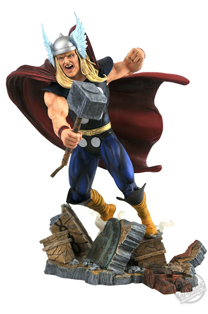 Diamond Select Marvel Comic Gallery Classic Thor PVC Diorama