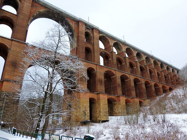 Göltzsch Viaduct, goltzsch viaduct, goltzsch viaduct, brick bridge, The largest brick bridge in the world, The largest brick bridge in the world is in Saxony, railway brick bridge in germany,