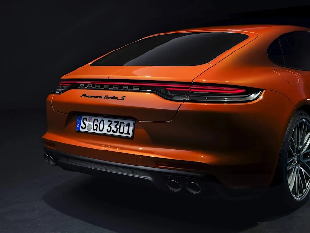 Novo Porsche Panamera 2021 - Turbo 4S