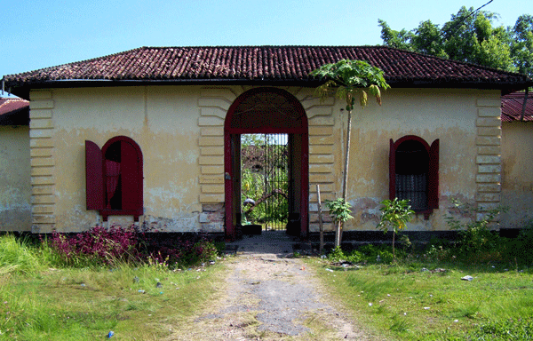 Huis Van Behauring Rumah Orang Rantai