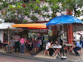 Walking Guide to Good Food & Cafes near Johor JB Customs