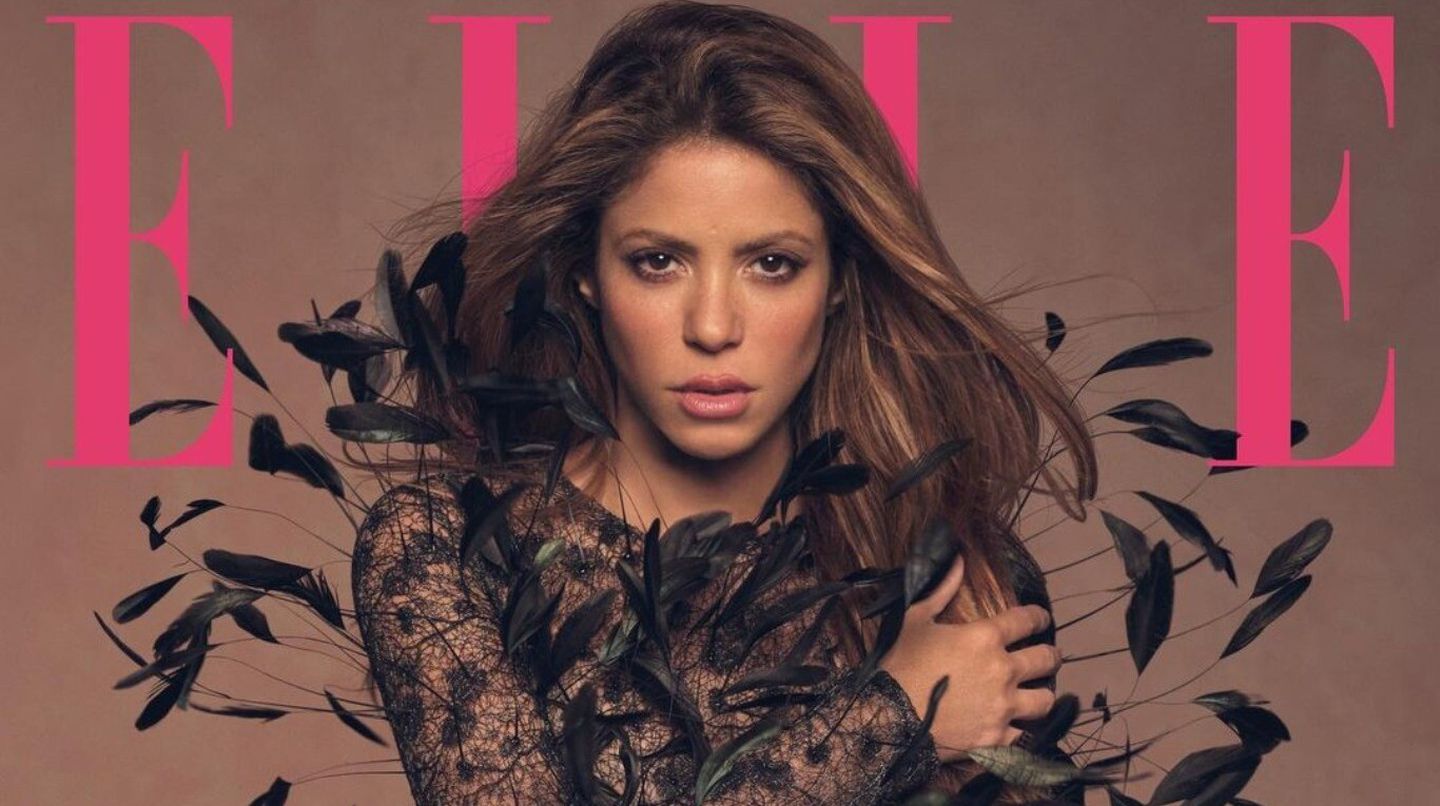 Shakira posó para la tapa de Elle con un catsuit transparente en medio de su escandalosa separación