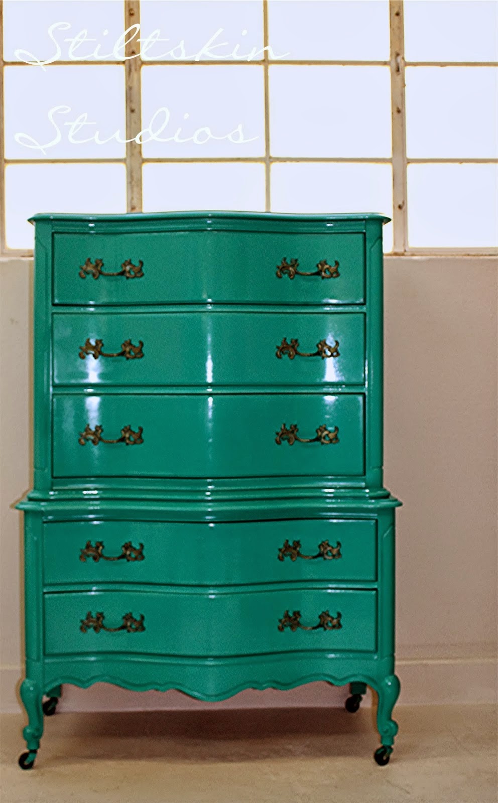 How to Refinish Lacquer Furniture Hunker