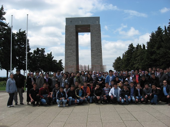 Bozkır Anadolu Lisesi 81 Öğrencisi ile Çanakkale ve Bursa Gezisi Düzenledi