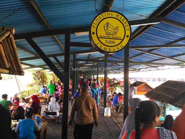 suasana di floating market bandung suasana di floating market bandung