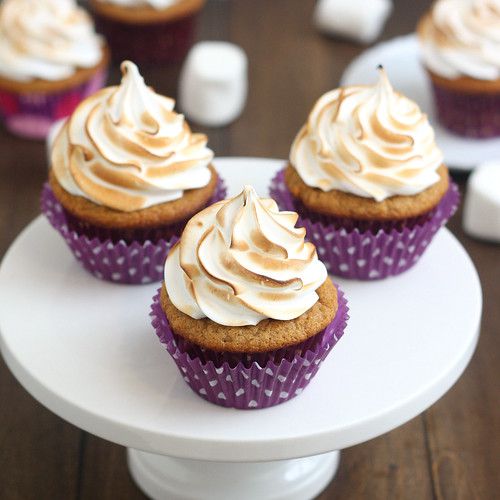 Sweet Potato Pie Cupcakes with Marshmallow Frosting 1