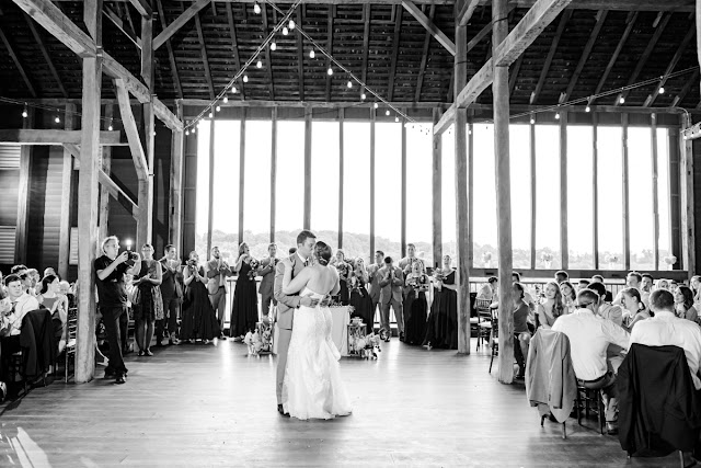 Summer Wedding at Dulany's Overlook photographed by Heather Ryan Photography