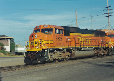 Burlington Northern Santa Fe SD70MAC #8826 in Vancouver, Washington, on August 1, 1999