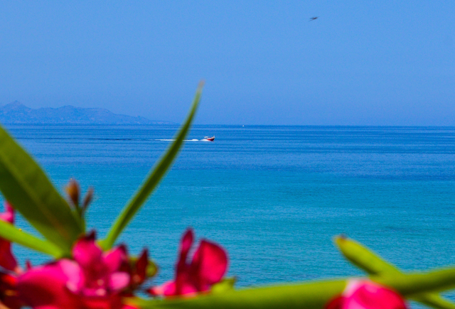 spiaggia-lesante-blu