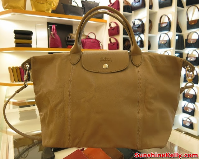 longchamp pavilion KL, new exclusive store, luxury handbag, famous fashion blogger, Le Pliage Cuir, clay, medium, full leather