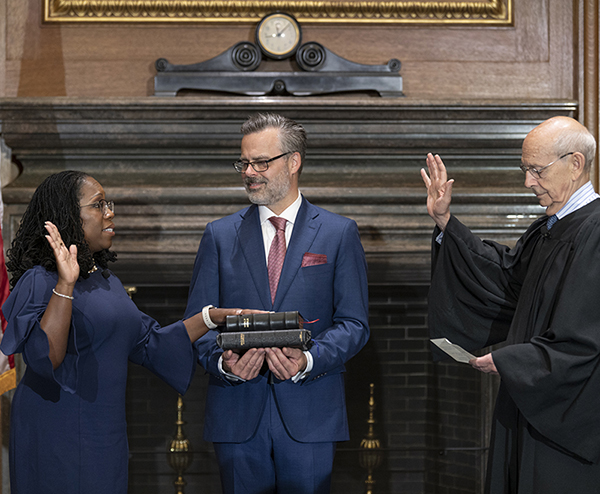 Ketanji Brown Jackson First Black Woman to Become Supreme Court Justice