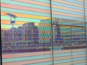 Multicolor in Docklands / By E.V.Pita