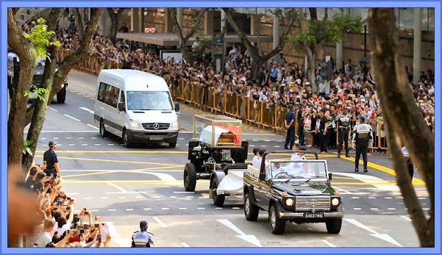 Mr Lee's State Funeral With Vast Crowds