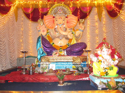 Shree Kapad Bazaar Sarvajanik Ganeshotsav Manda