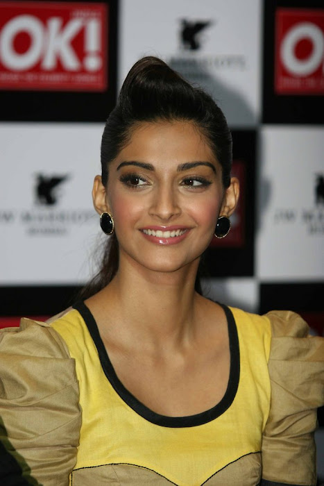 sonam kapoor bollywood ok magazine launch party photo gallery