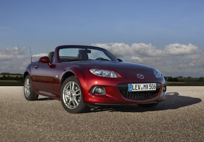 2013 Mazda MX-5 Roadster Coupe