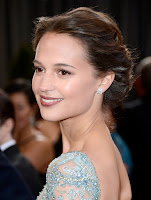 Alicia Vikander HQ photo