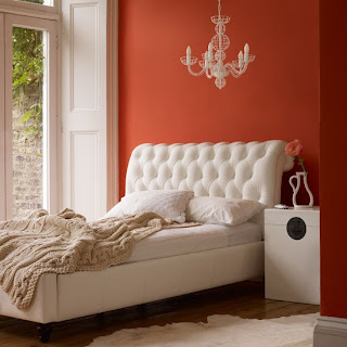 Dormitorio rojo blanco