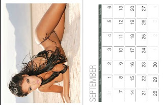 Hot Nabilla sur son calendrier 2014.