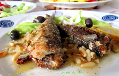 Sardinas marinadas con cebolla y piñones