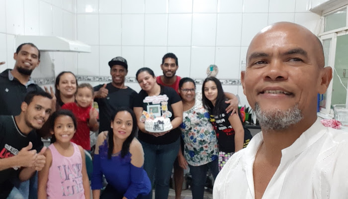 Feliz Aniversário Priscila marra:  O que a Bíblia diz sobre aniversário?