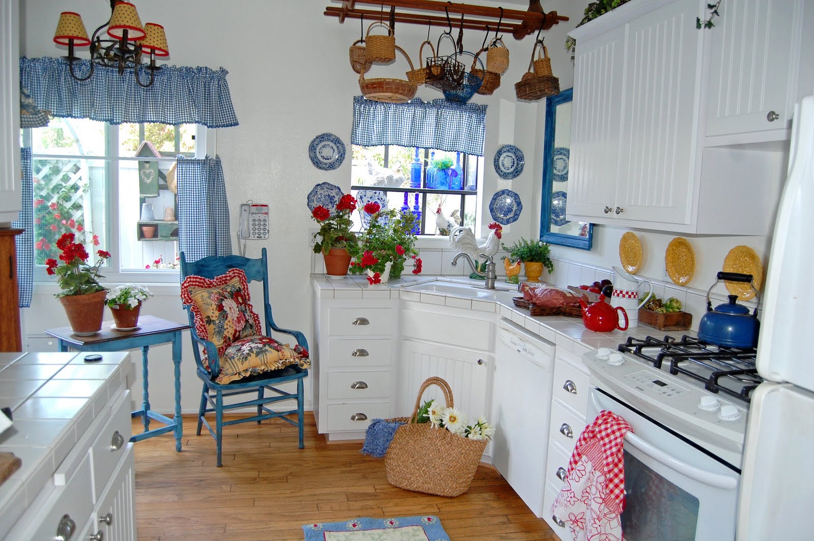 Country Decorating Ideas For Kitchens