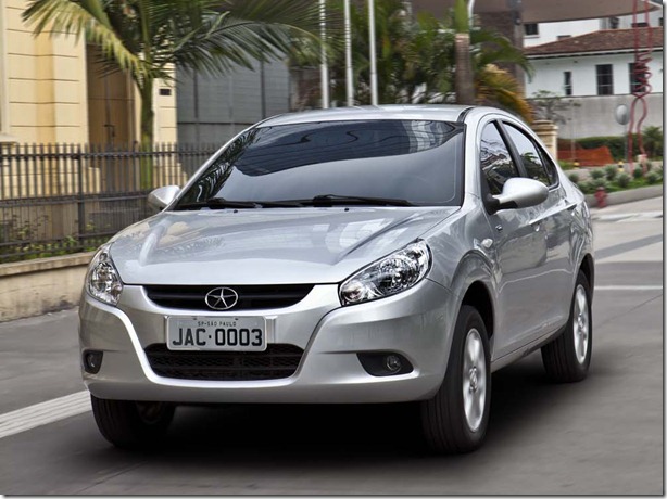 jac_motors_J3_turin_ext_006
