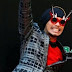 Malaysian singer Namewee held for 'insulting Islam'