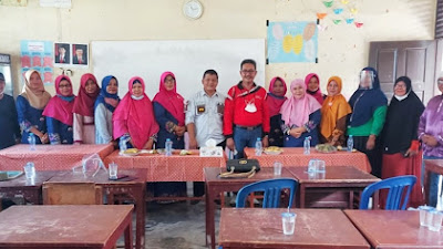 Kunjungi SD 003 Siabu, Wakil Anggota DPRD Kampar Fahmil,SE,ME  Tinjau Keadaan Gedung Sekolah Yang Mulai Mengalami Kerusakan