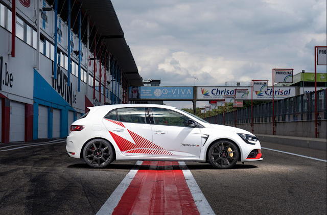 http://www.goldenautocars.com/2019/07/review-renault-megane-rs-trophy-r-2019.html