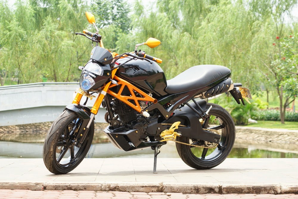 Yamaha Byson Modifikasi Bergaya Ducati Monster 696