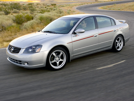 Nissan on Nissan Altima Car Nissan Altima Silver Color Car Nissan Altima Black