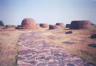 Deorkothar stupas