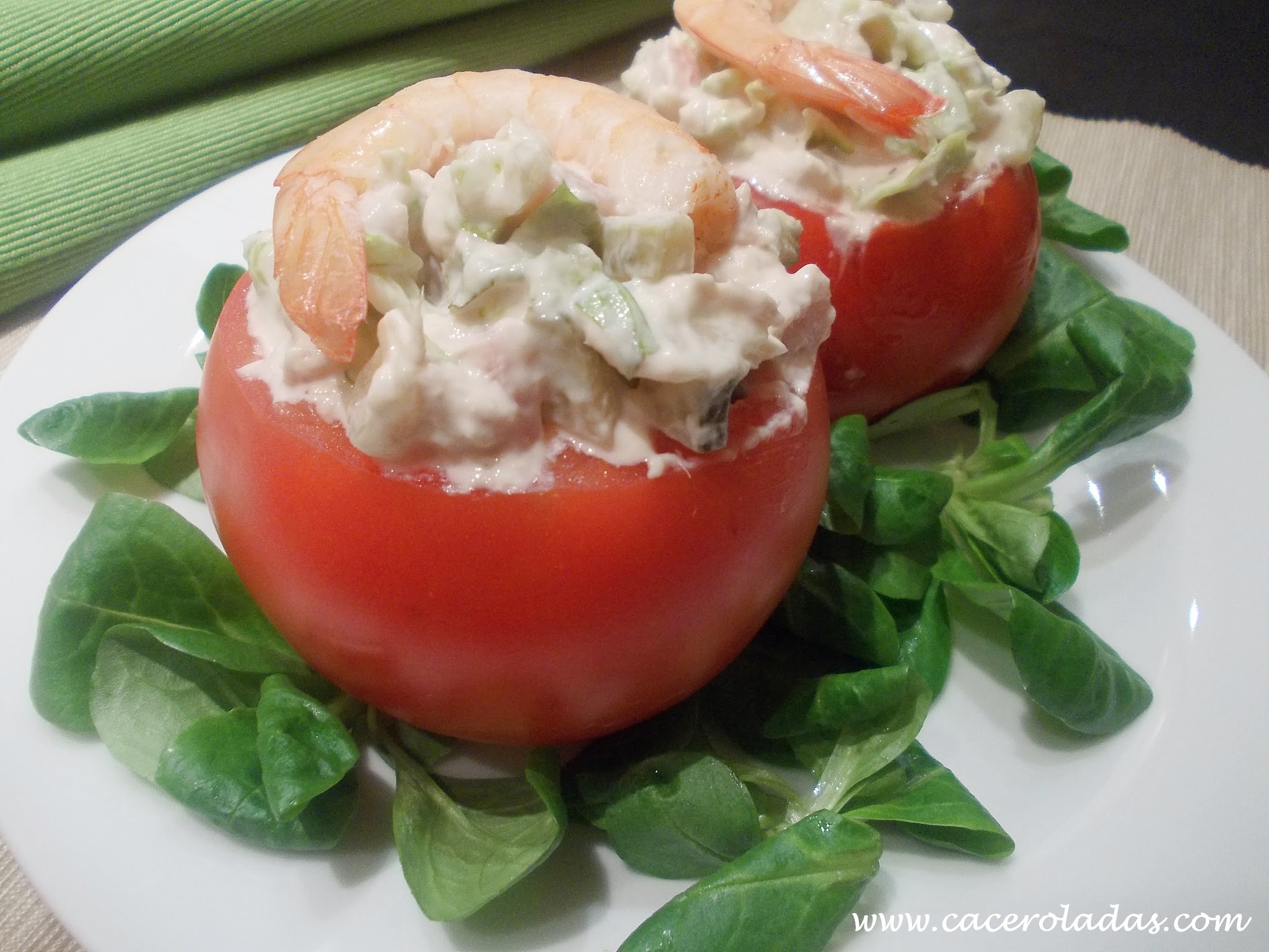 Tomates rellenos de Cóctel de marisco