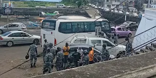 Moroni : Les forces de l'ordre déployées devant la Mairie
