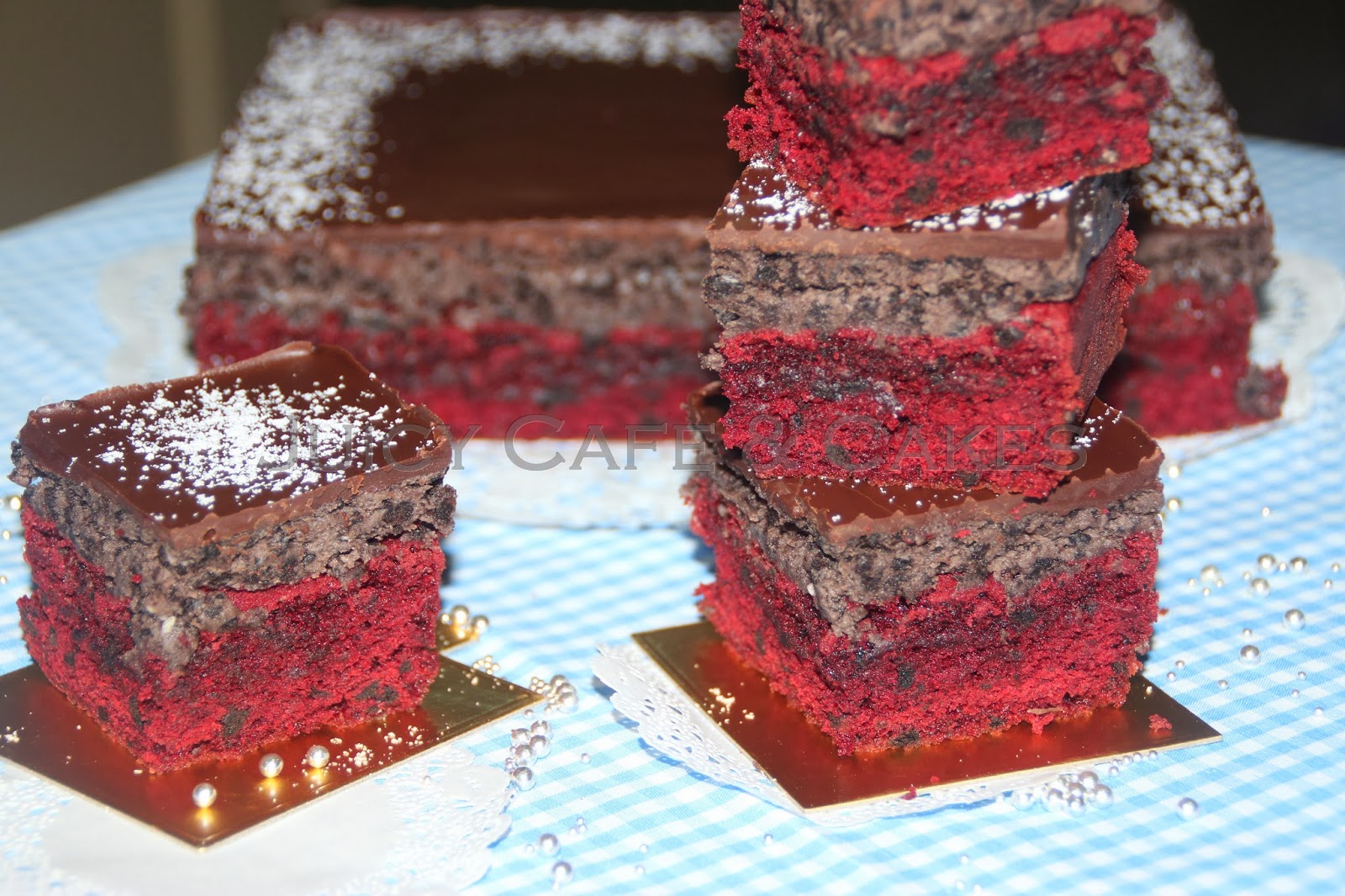 JUICY CAFE: RED VELVET OREO FUDGE BROWNIES