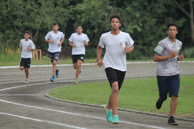 Siderópolis conhece os representantes do atletismo no Jesc