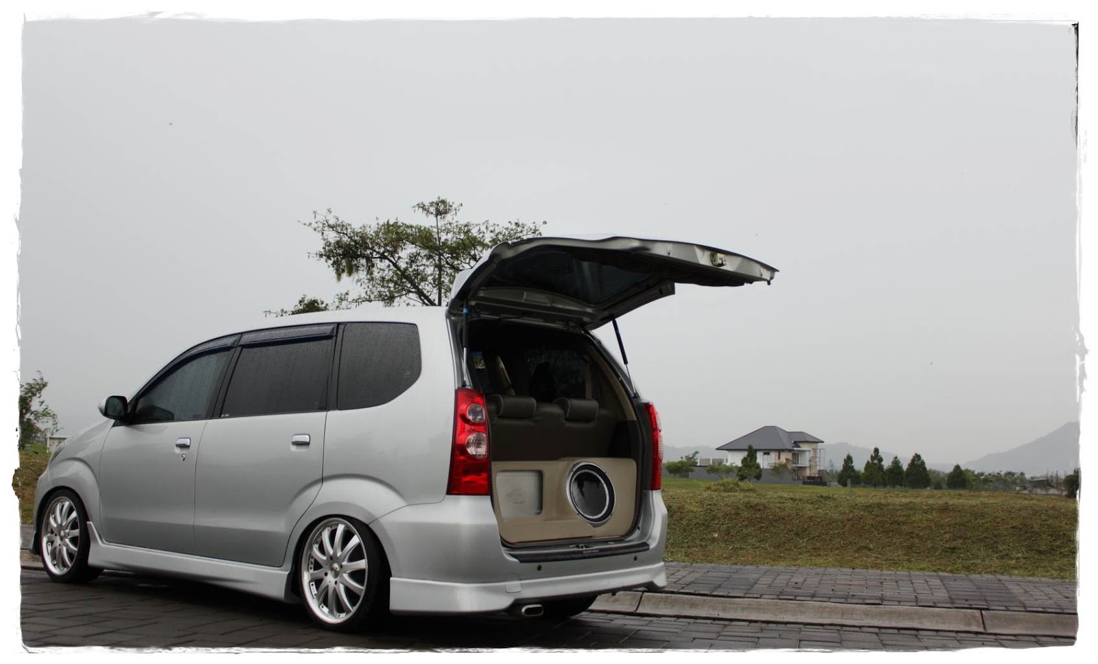 Koleksi Modifikasi Audio Mobil Avanza Veloz Ragam Modifikasi