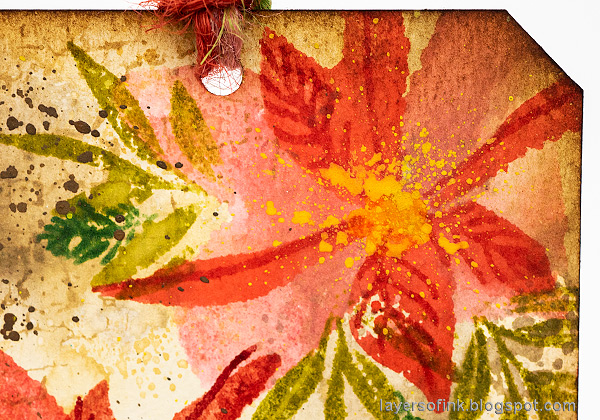 Layers of ink - Inky Poinsettia Tag Tutorial by Anna-Karin Evaldsson.