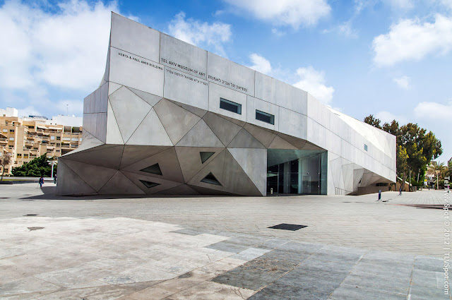 Museum Of Art Preston Scott Cohen | TLVSpot.com - Tel Aviv Photo Tour