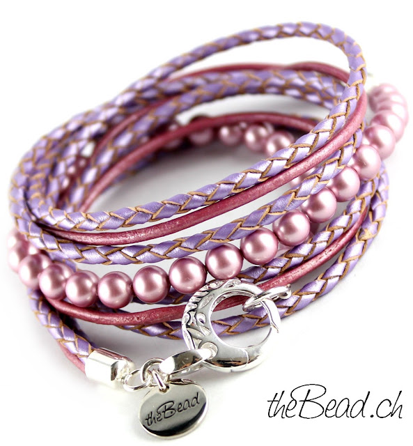 Wickelarmband aus geflochtenem Leder und Perlen von theBead.ch