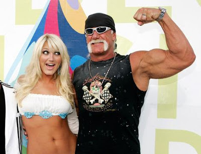 Hulk Hogan Wife